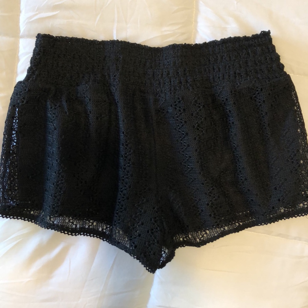 Shell Net Layered Like Polyester Shorts Med. - image 5